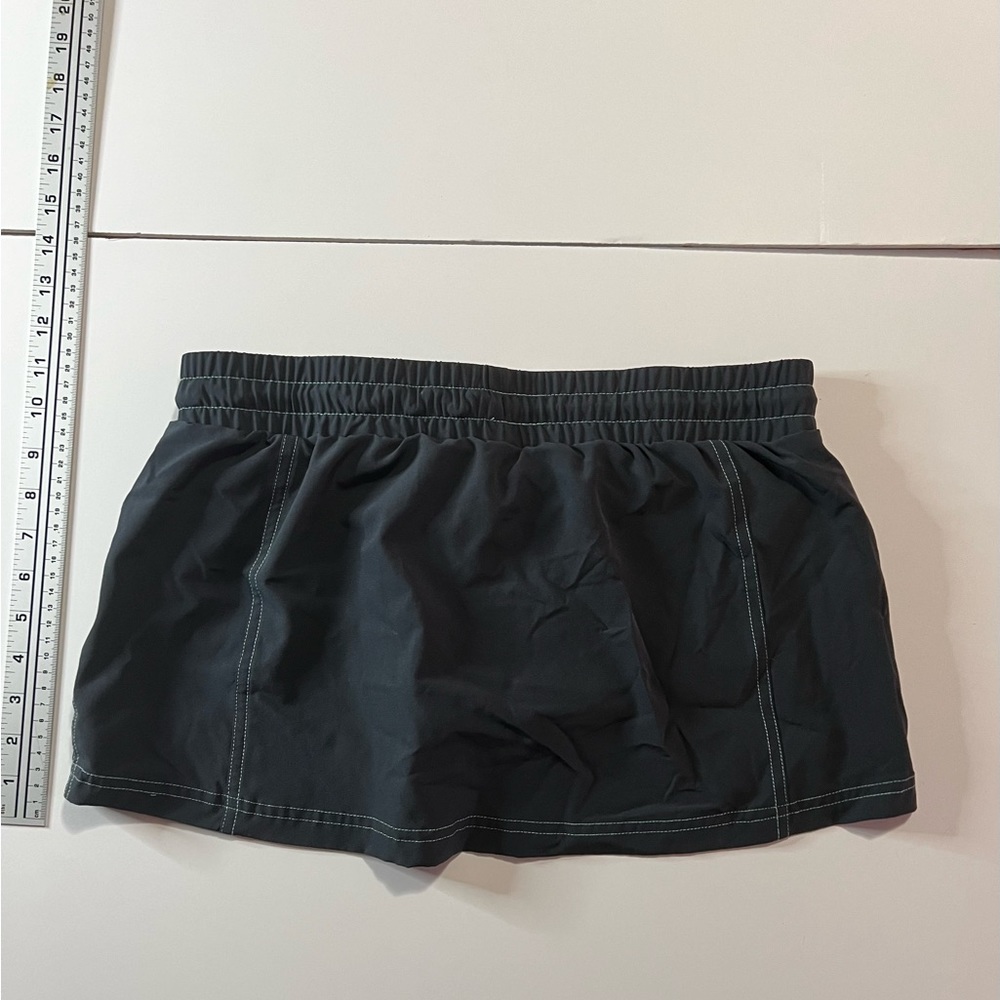 Free Country swim skirt. Good condition. Size M 8/10 charcoal gray and turquoise - Picture 5 of 8